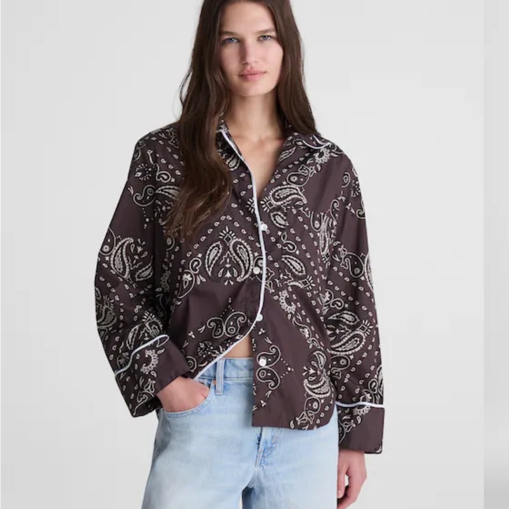 Bandana Print Madewell Signature Y-Neck Shirt in Poplin